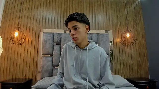 owen  johnson online show from 12.02.25