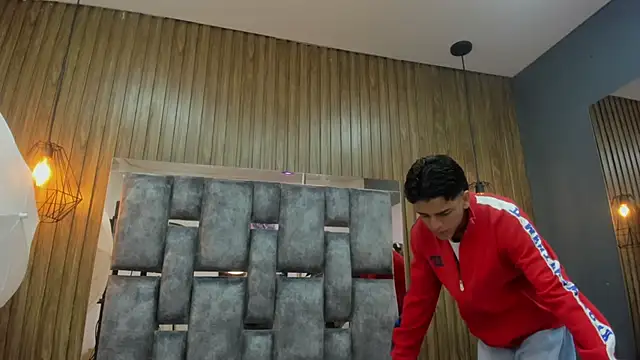 Snapshot of owen__johnson chatting on 02.27.26 owen johnson online show from 02.27.26