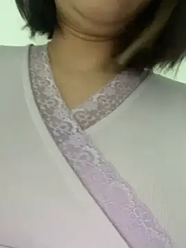 Jess-Thuy online show from 02.02.26