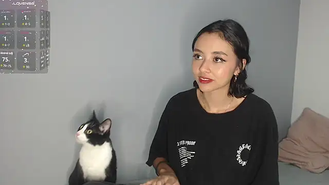 brisazanes online show from 11.27.25