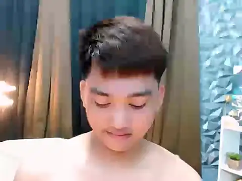 Snapshot of Mister_officer69 chatting on 09.10.25 Mister officer69 online show from 09.10.25