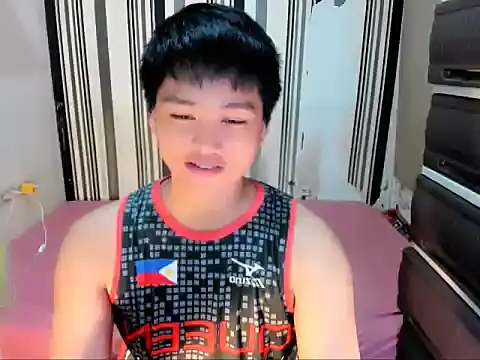 Snapshot of Mister_officer69 chatting on 04.01.26 Mister officer69 online show from 04.01.26