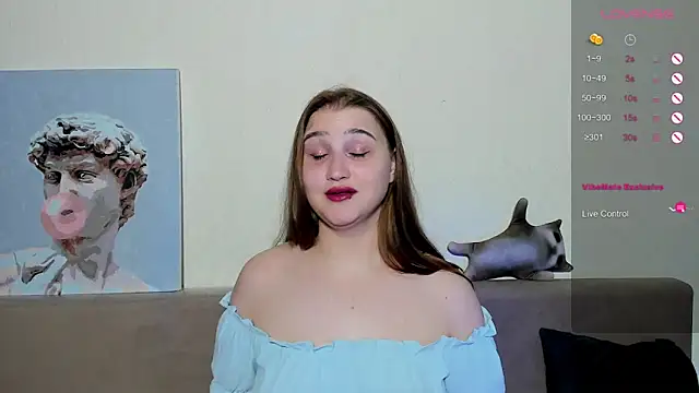 Snapshot of yourlexie chatting on 10.18.25 yourlexie online show from 10.18.25