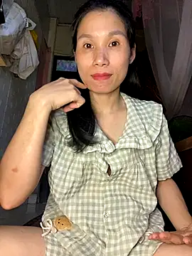 MinHiNi online show from 09.21.25