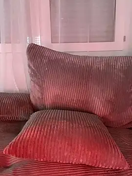 Snapshot of emiliafrancaise chatting on 03.09.26 emiliafrancaise online show from 03.09.26