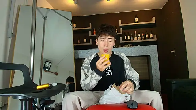  DantFox  online show from 10.06.25