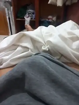 Snapshot of Abodi12aa77 chatting on 09.24.25 Abodi12aa77 online show from 09.24.25