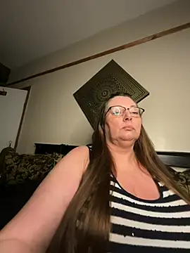 Snapshot of BuxomKitty_BBW chatting on 03.06.26 BuxomKitty BBW online show from 03.06.26