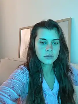 Snapshot of AlitaNova chatting on 12.15.25 AlitaNova online show from 12.15.25