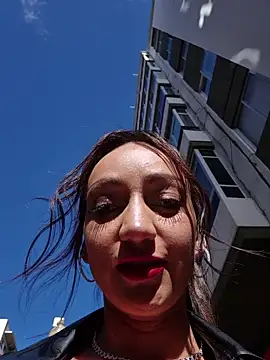 Ninabigtitied online show from 01.09.26