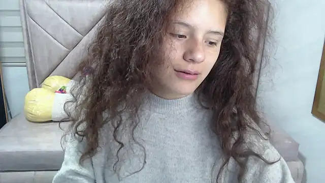 Velvet Moon V online show from 09.19.25