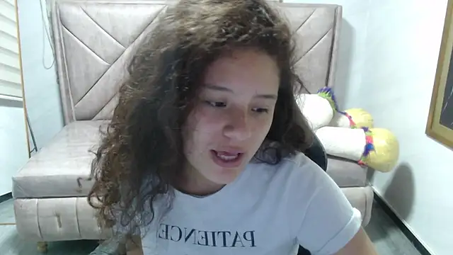 Velvet Moon V online show from 10.27.25