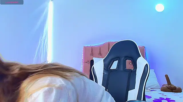 naomi diamond  online show from 05.01.26