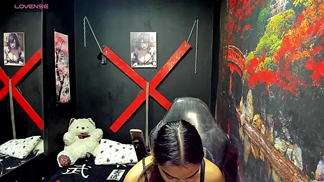 Snapshot of miatentazione chatting on 11.23.25 miatentazione online show from 11.23.25