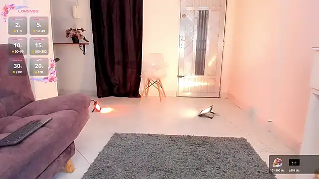  Mia Pink  online show from 10.17.25