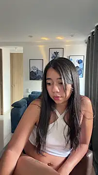 Lily June online show from 04.18.26