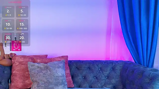 Snapshot of may_wood chatting on 11.22.25 may wood online show from 11.22.25