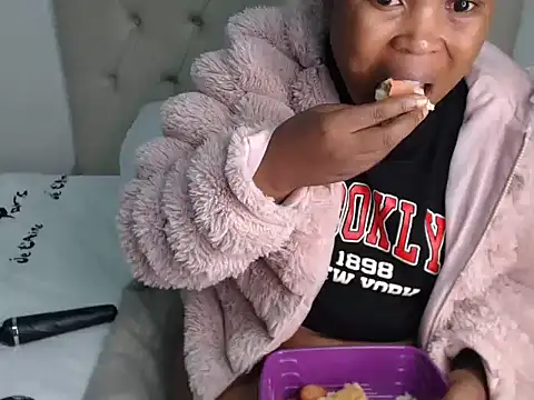 Lolly Ramochele online show from 04.19.26