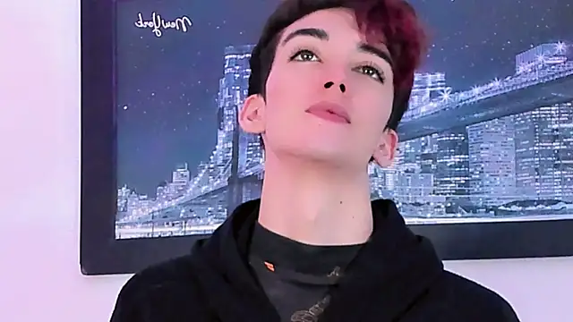 Snapshot of Baby_FenixTS chatting on 06.19.26 Baby FenixTS online show from 06.19.26