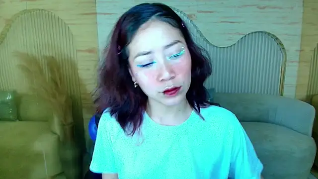 valentina r  online show from 10.19.25