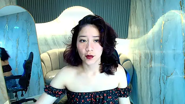 valentina r  online show from 11.26.25