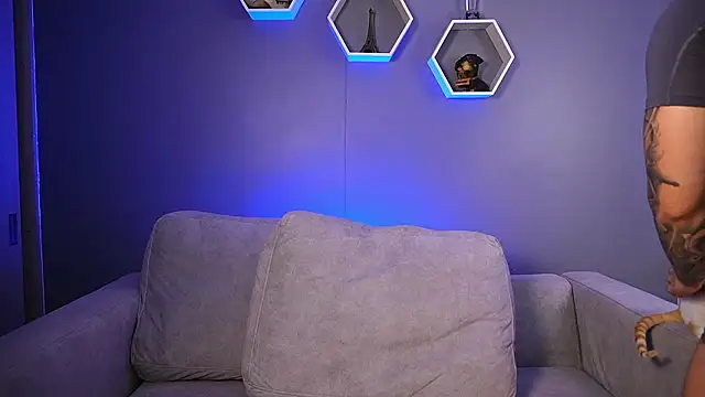 Paul Phoenix online show from 02.02.26