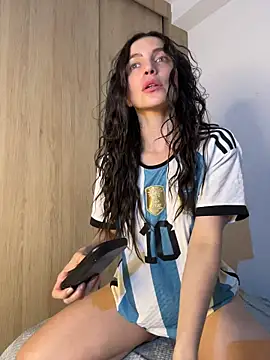 karinasantos  online show from 06.16.26