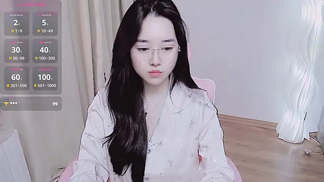 Snapshot of Miu-999 chatting on 09.09.25 Miu-999 online show from 09.09.25