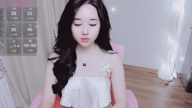 Snapshot of Miu-999 chatting on 10.05.25 Miu-999 online show from 10.05.25