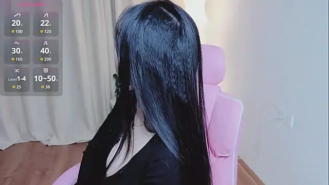 Snapshot of Miu-999 chatting on 12.05.25 Miu-999 online show from 12.05.25