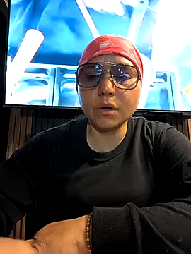 Snapshot of haashkyo chatting on 11.11.25 haashkyo online show from 11.11.25