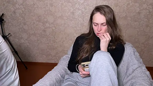 cutemilana sexwife online show from 01.07.26