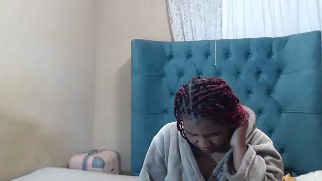 EbonyEssence online show from 05.10.26