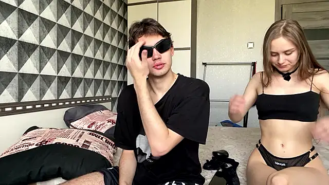 Snapshot of merycouple chatting on 01.17.26 merycouple online show from 01.17.26