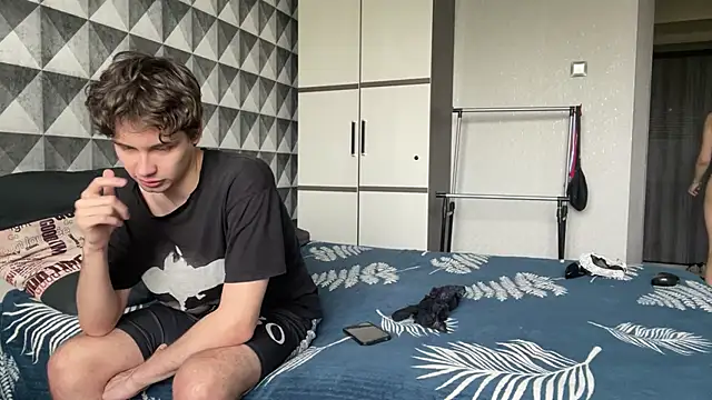 Snapshot of merycouple chatting on 02.15.26 merycouple online show from 02.15.26