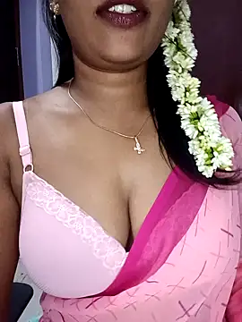 Snapshot of Tamil_kavinila chatting on 05.11.26 Tamil kavinila online show from 05.11.26