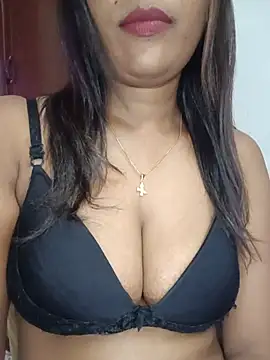 Snapshot of Tamil_kavinila chatting on 06.05.26 Tamil kavinila online show from 06.05.26