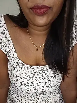 Snapshot of Tamil_kavinila chatting on 07.25.26 Tamil kavinila online show from 07.25.26
