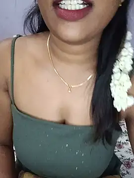 Snapshot of Tamil_kavinila chatting on 07.30.26 Tamil kavinila online show from 07.30.26