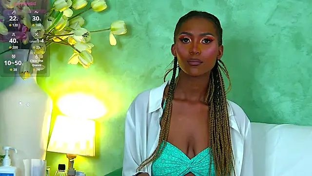 Snapshot of Izzie_Sugar chatting on 09.10.25 Izzie Sugar online show from 09.10.25