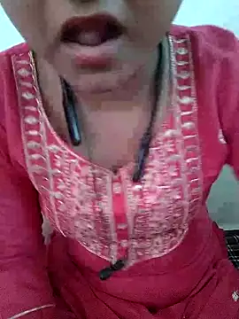 Snapshot of Kavya_Rathore chatting on 11.24.25 Kavya Rathore online show from 11.24.25
