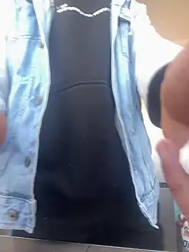 Snapshot of Yasar-Xxxl chatting on 02.15.26 Yasar-Xxxl online show from 02.15.26