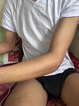 Snapshot of Yasar-Xxxl chatting on 03.23.26 Yasar-Xxxl online show from 03.23.26