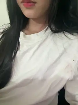 Snapshot of Desi_sara chatting on 09.22.25 Desi sara online show from 09.22.25