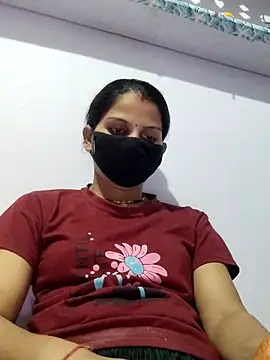 Snapshot of poojam93 chatting on 10.31.25 poojam93 online show from 10.31.25