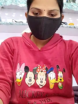 Snapshot of poojam93 chatting on 12.04.25 poojam93 online show from 12.04.25