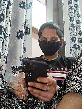 Snapshot of poojam93 chatting on 02.05.26 poojam93 online show from 02.05.26