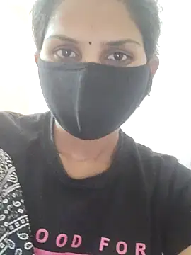 Snapshot of poojam93 chatting on 02.06.26 poojam93 online show from 02.06.26