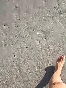 Snapshot of sarahkat86 chatting on 11.09.25 sarahkat86 online show from 11.09.25