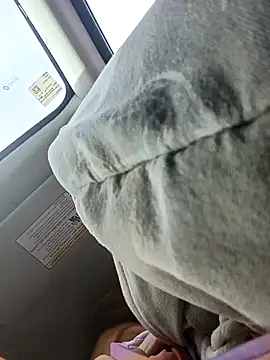 sarahkat86 online show from 01.14.26